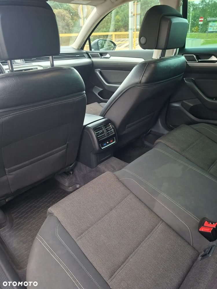 Volkswagen Passat 2.0 TDI BMT Highline DSG - 18