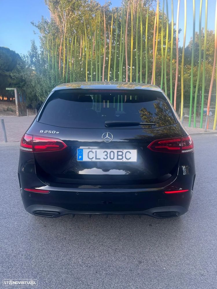 Mercedes-Benz B 250 e 8G-DCT AMG Line - 4