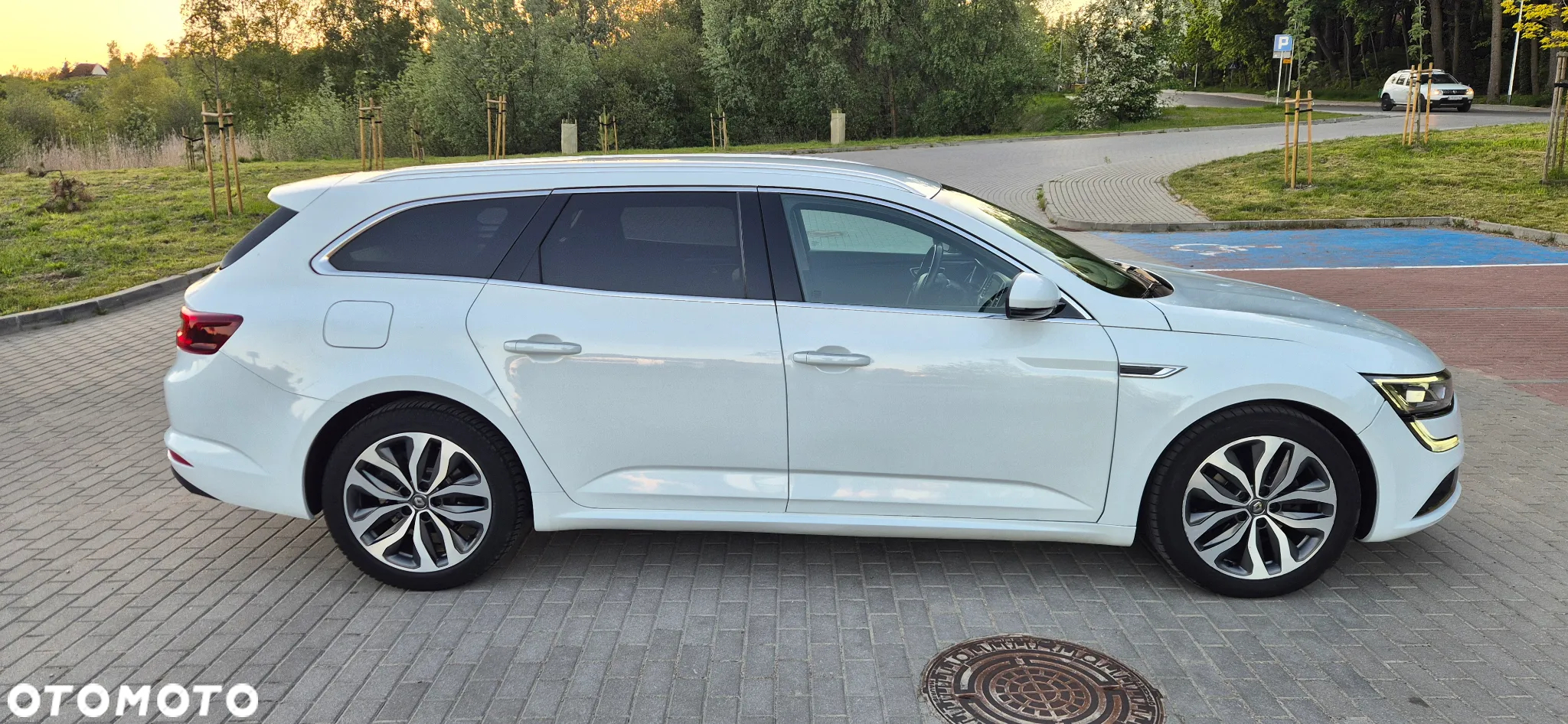 Renault Talisman Grandtour ENERGY dCi 130 EDC INTENS - 4