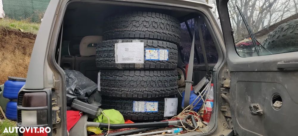 Mitsubishi Pajero - 29