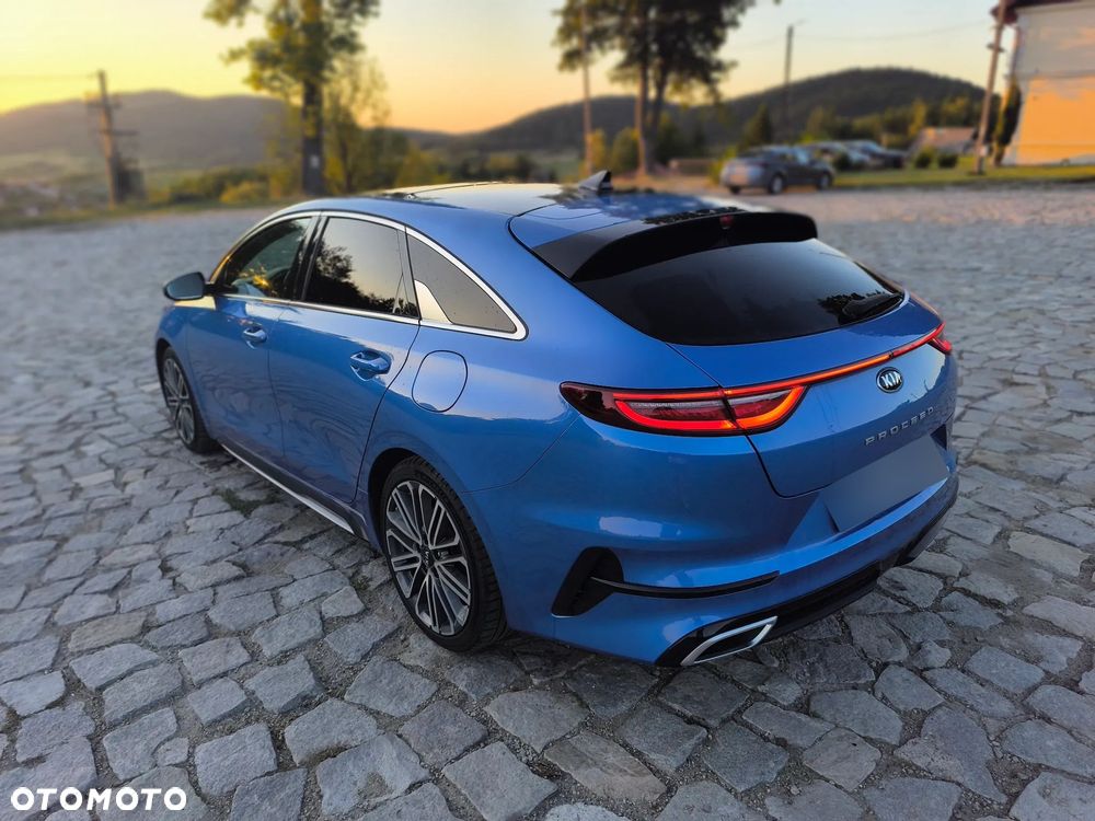 Kia ProCeed - 7