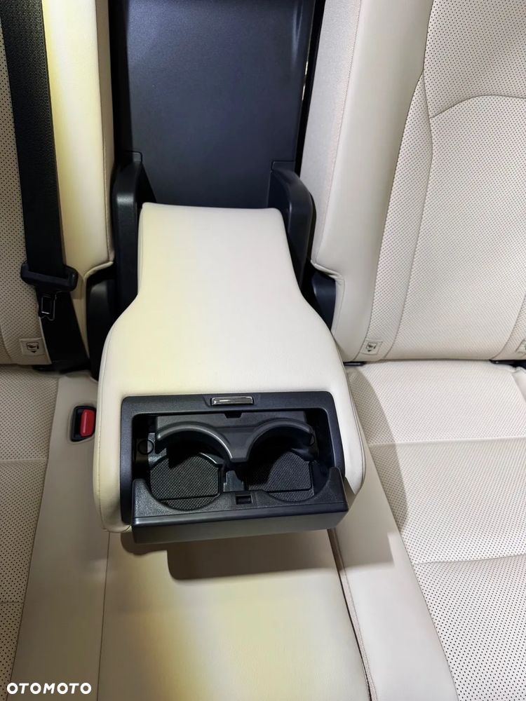 Lexus RX 450h Business Edition - 14