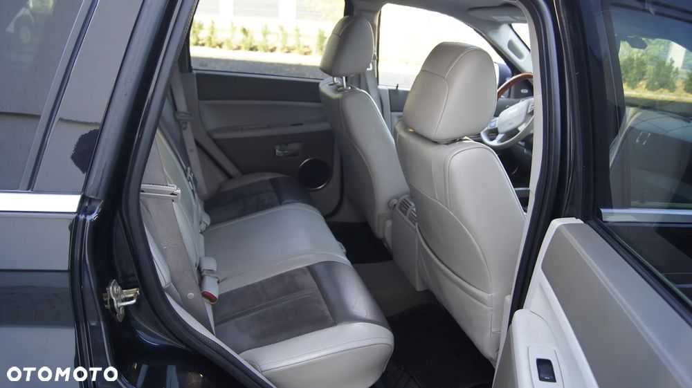 Jeep Grand Cherokee 3.0 CRD Overland - 19