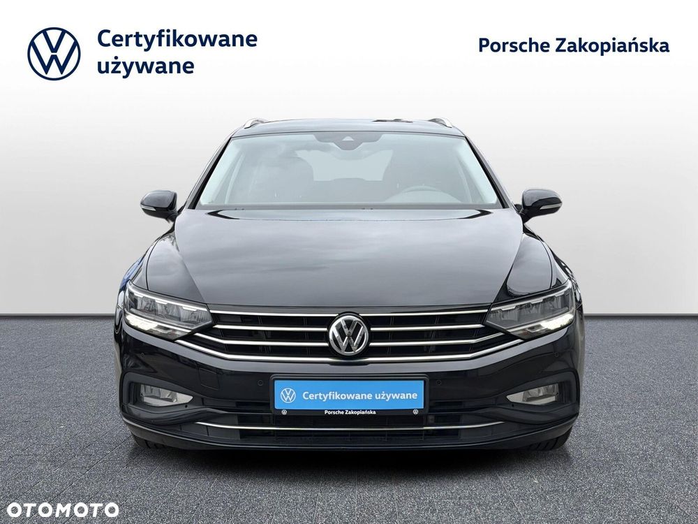 Volkswagen Passat - 8