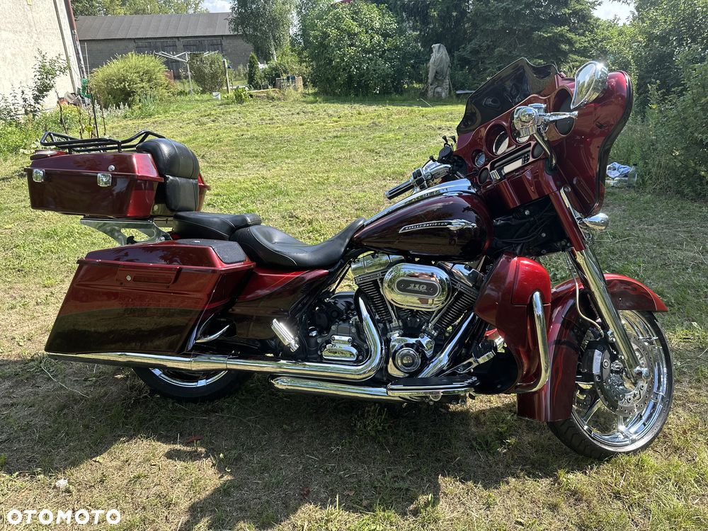 Harley-Davidson CVO Street Glide - 7