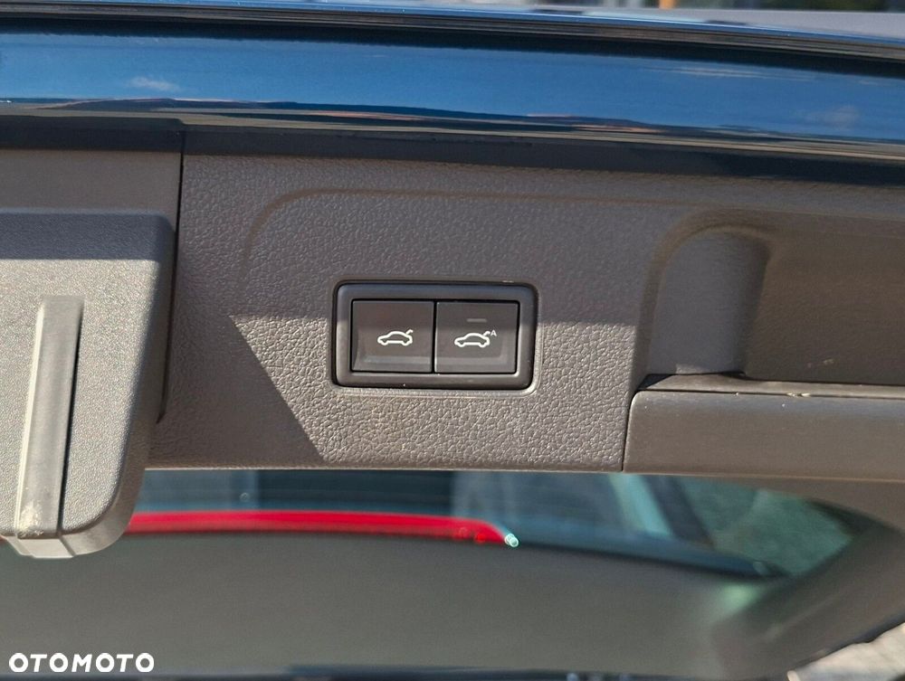 Volkswagen Passat - 16