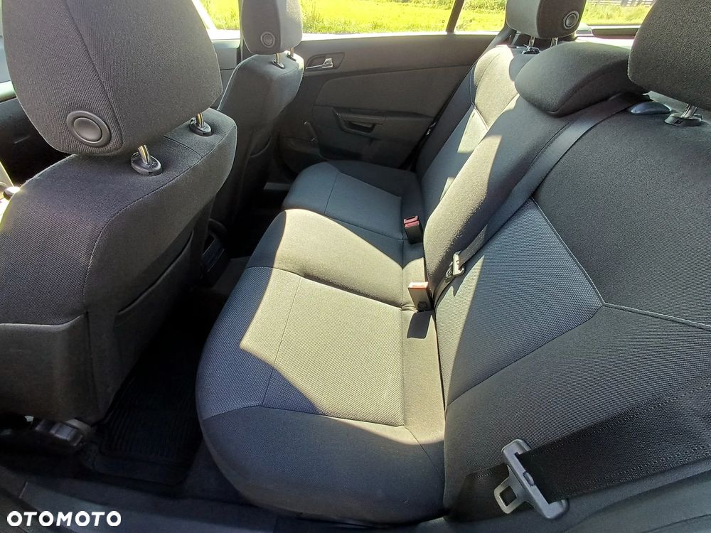 Opel Astra - 17