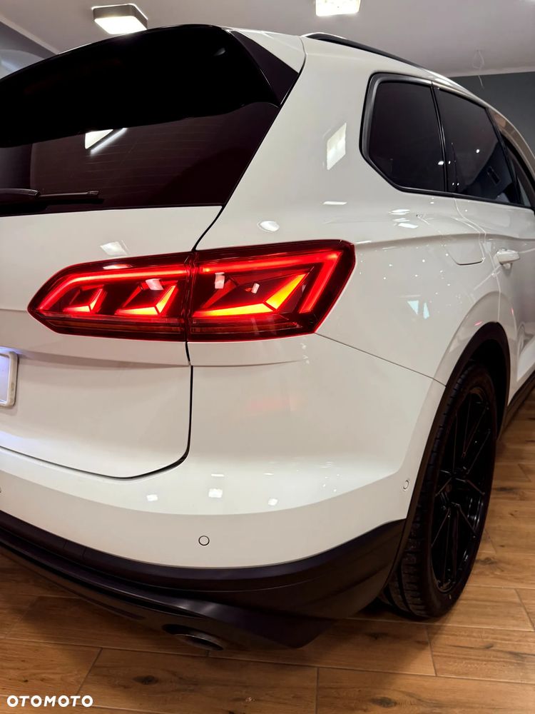 Volkswagen Touareg - 28