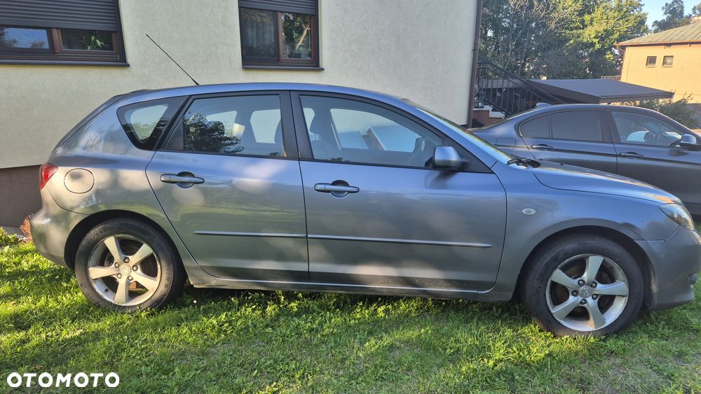 Mazda 3 2004 photo 3