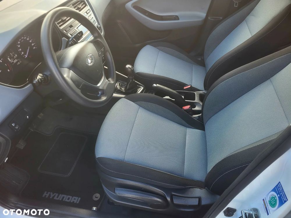 Hyundai i20 - 6