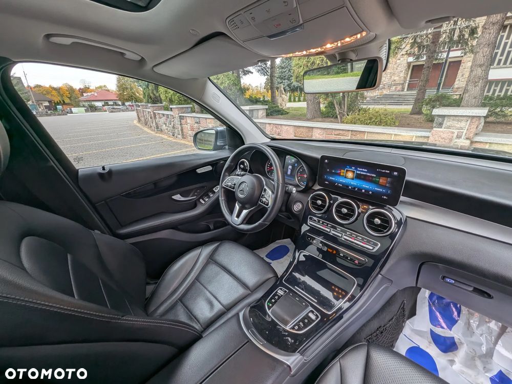 Mercedes-Benz GLC - 8