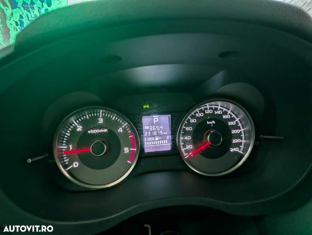 Subaru Forester 2.0D Lineartronic Active - 4