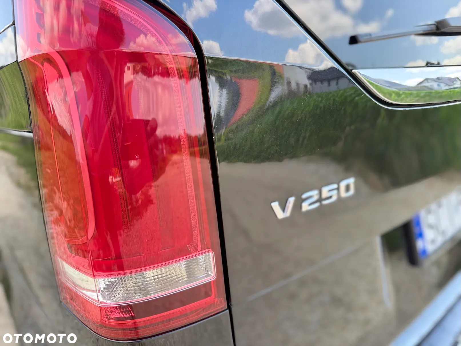 Mercedes-Benz Klasa V 250 BlueTEC lang 7G-TRONIC Edition 1 - 23