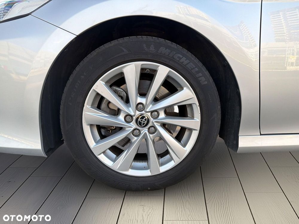 Toyota Camry 2.5 Hybrid Comfort CVT - 19