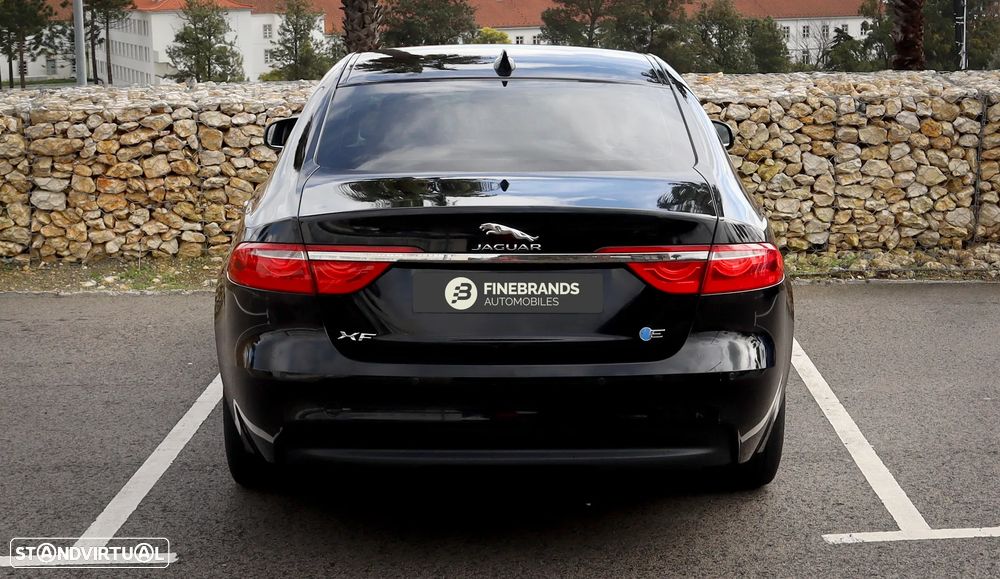 Jaguar XF E-Performance Prestige - 11