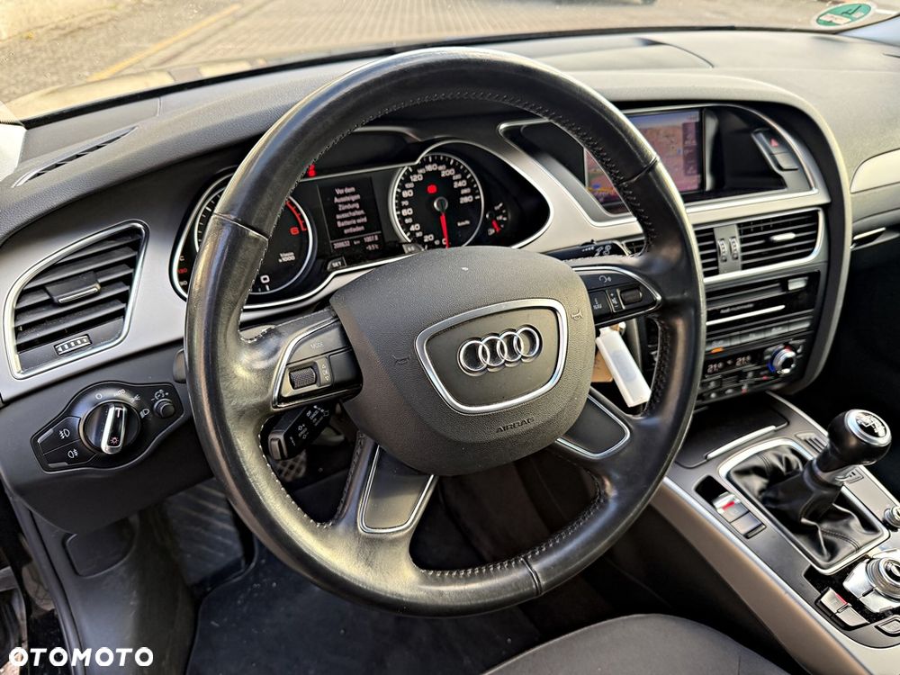 Audi A4 Avant 2.0 TDI DPF Ambiente - 7