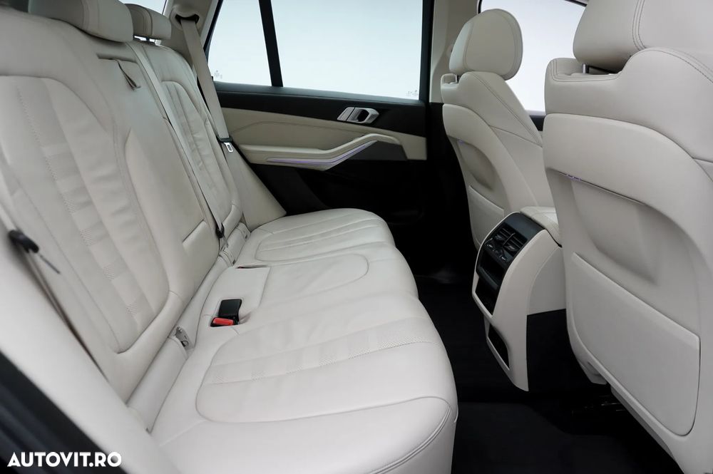 BMW X5 xDrive40i xLine - 9