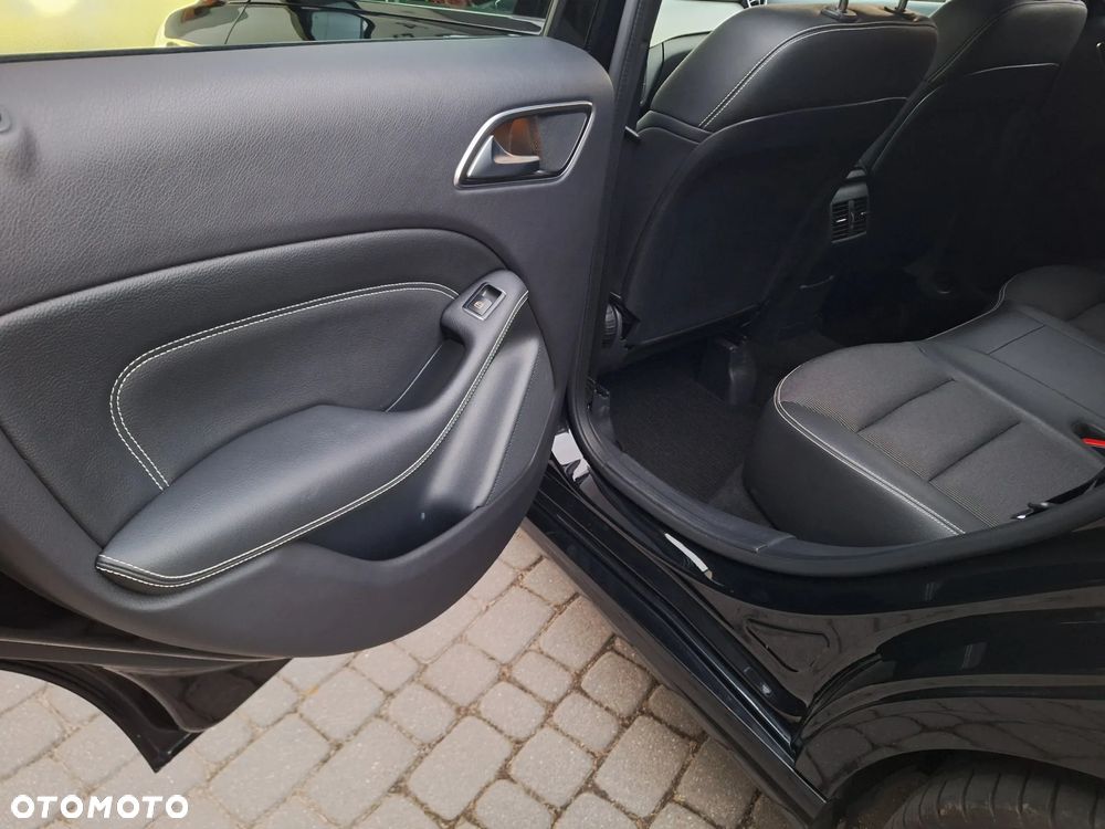 Mercedes-Benz Klasa B 180 (CDI) d Urban - 31