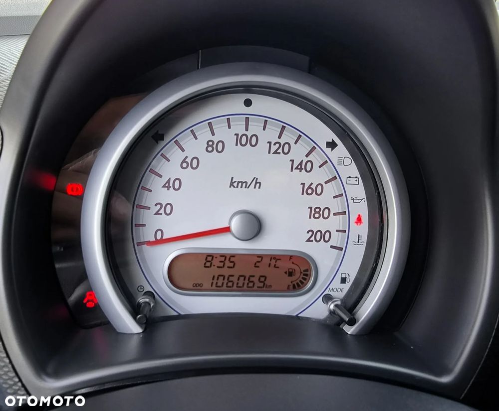 Suzuki Splash 1.0 Basic - 22