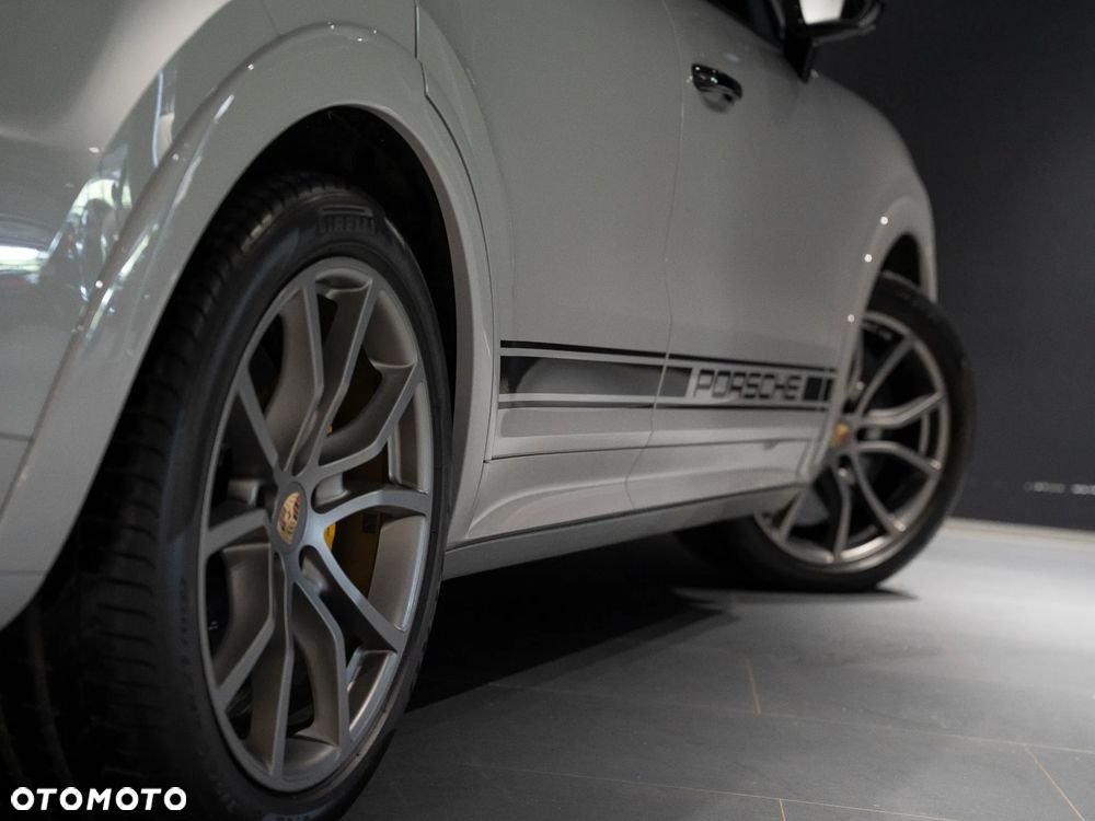 Porsche Cayenne - 14