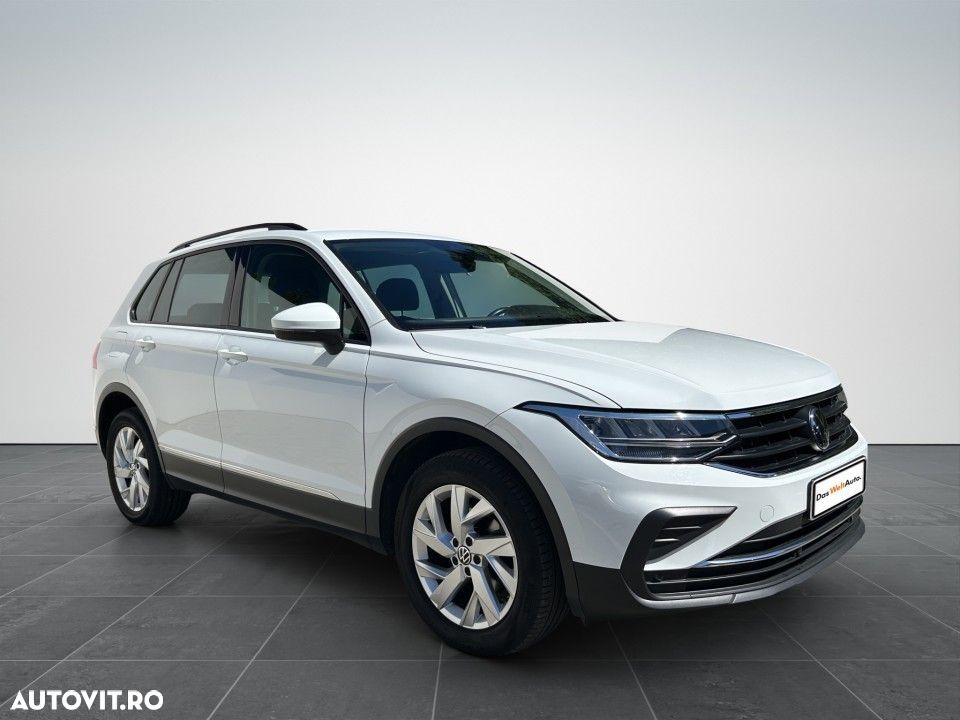 Volkswagen Tiguan - 10