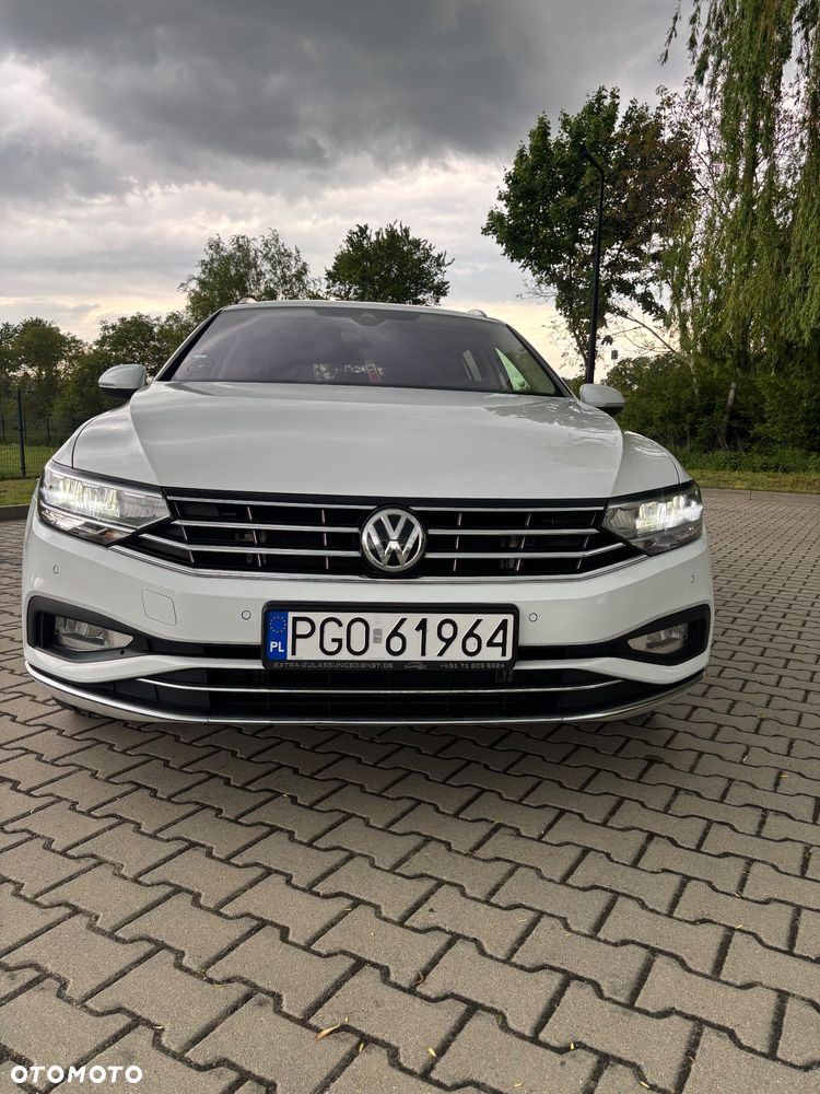 Volkswagen Passat 2.0 TDI SCR DSG Highline - 2