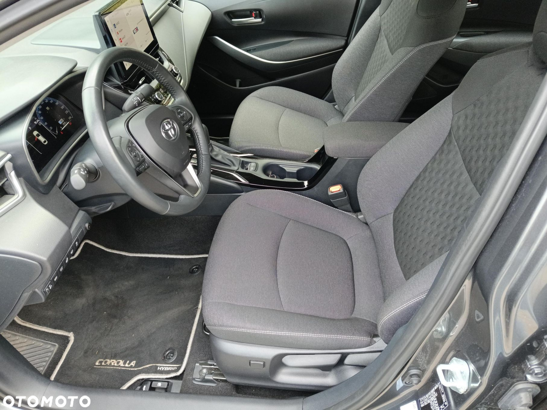 Toyota Corolla 1.8 Hybrid Comfort - 9