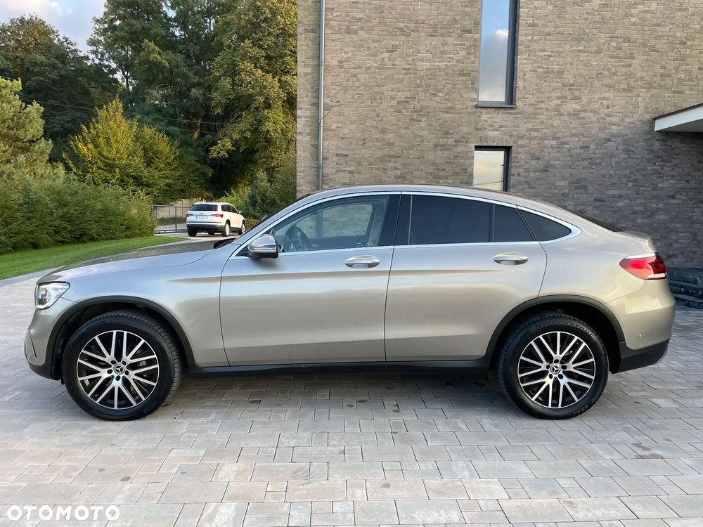 Mercedes-Benz GLC Coupe 300 de 4-Matic - 2