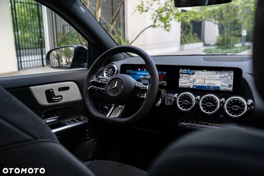 Mercedes-Benz GLA 200 mHEV AMG Line 7G-DCT - 22