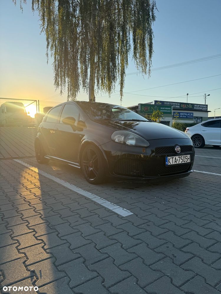 Fiat Grande Punto 1.4 8V - 22