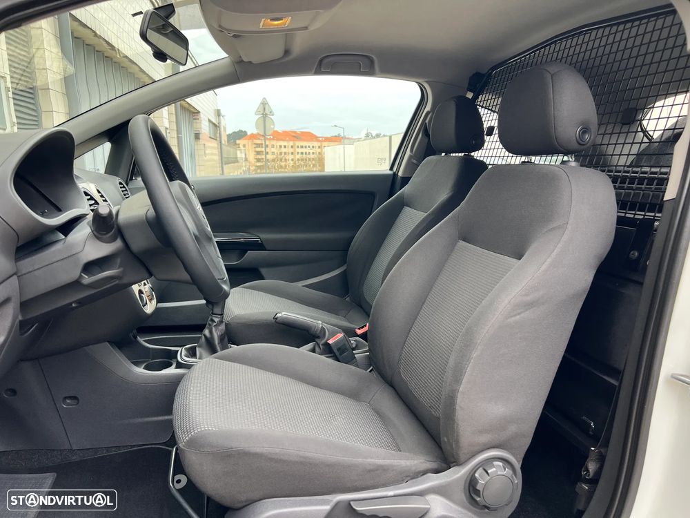 Opel Corsa 1.3 CDTI VAN AC - 13