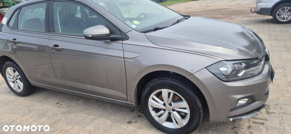 Volkswagen Polo - 5