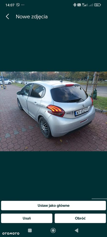 Peugeot 208 - 5