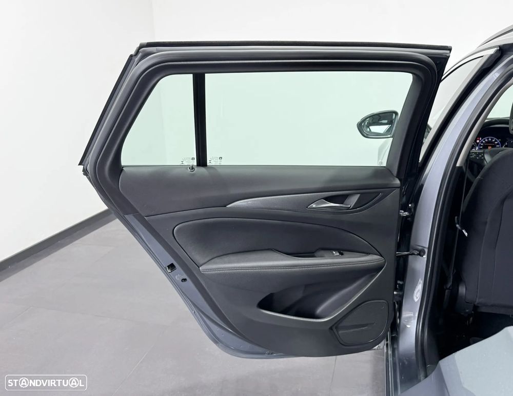Opel Insignia Sports Tourer 1.5 D Business Edition - 39