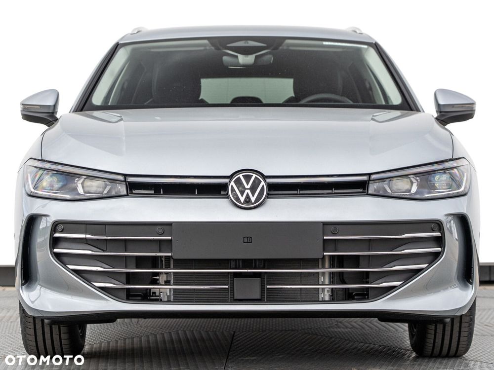 Volkswagen Passat - 8