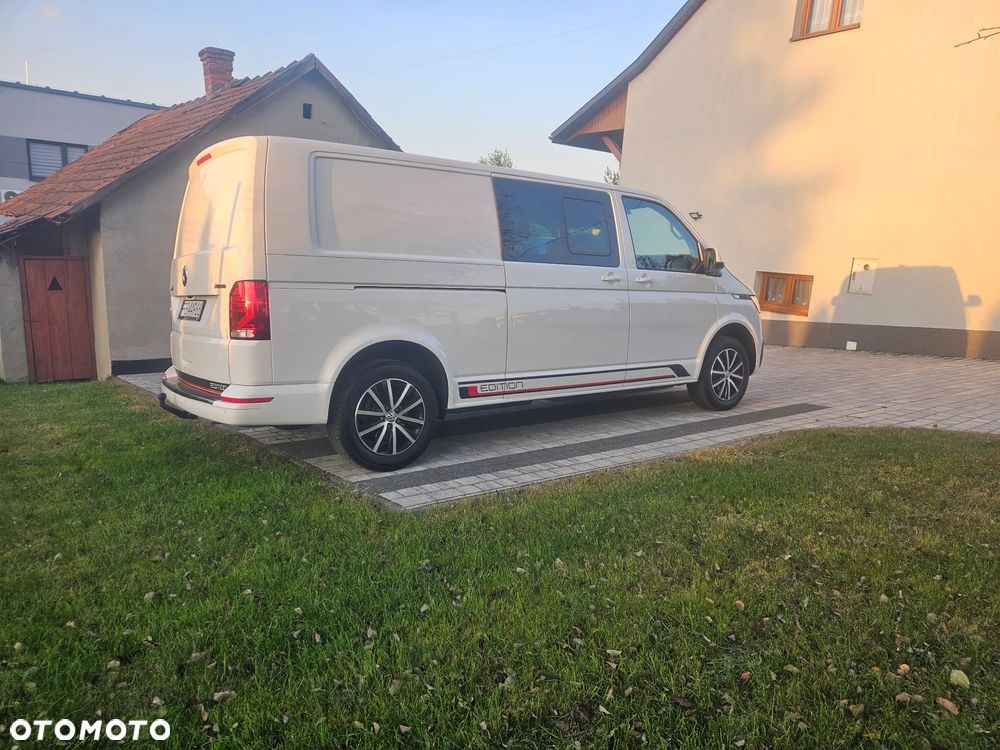 Volkswagen Transporter - 32