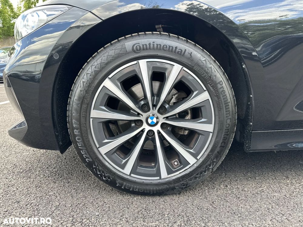 BMW Seria 3 320i xDrive AT - 14