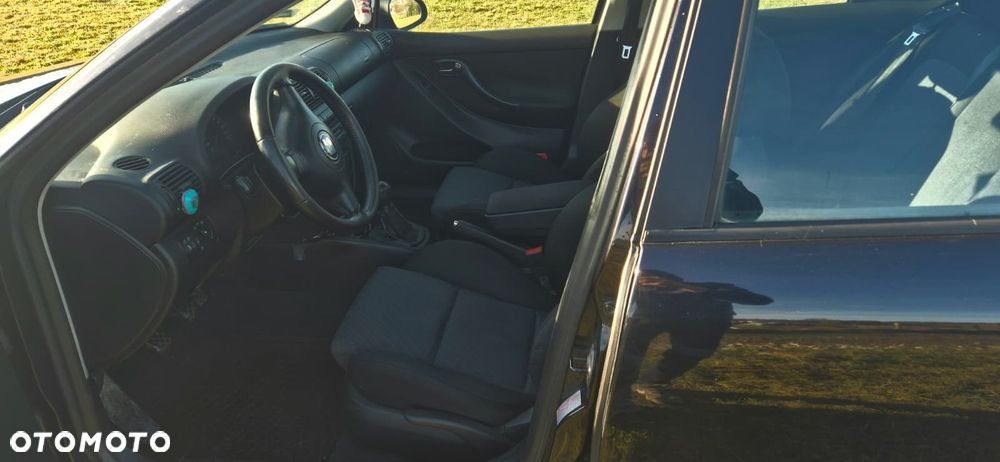 Seat Toledo 1.9 TDI Signo - 3