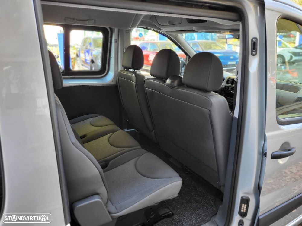 Peugeot Expert 2.0 HDi L2H1 Semi-Vidrado - 9