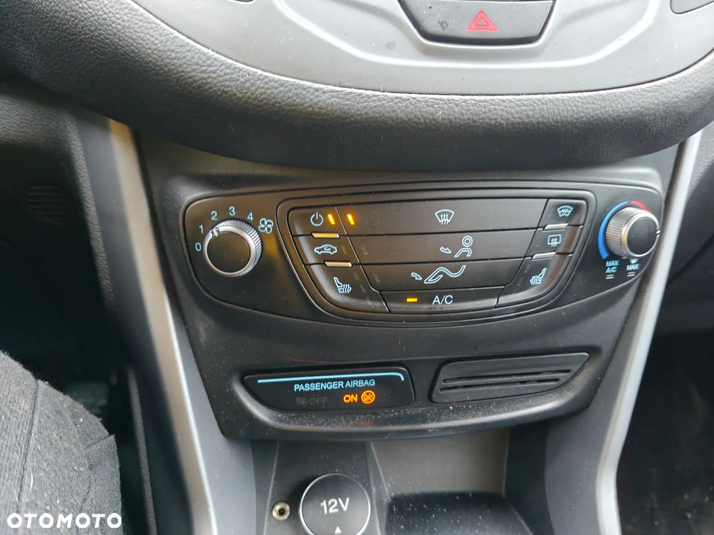 Hyundai ix20 1.4 Comfort - 26