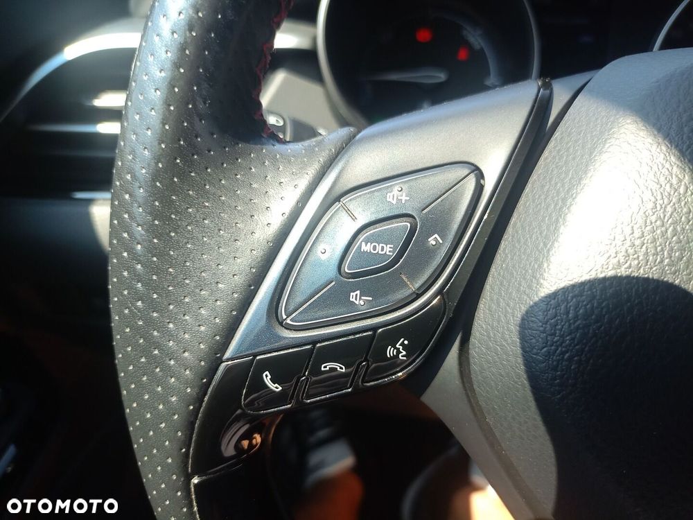 Toyota C-HR 1.8 Hybrid GPF GR Sport - 21