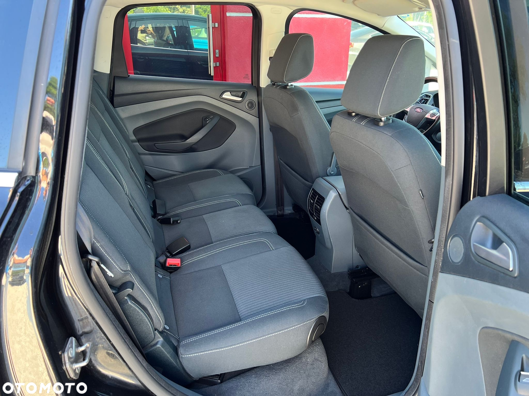 Ford C-MAX 1.6 EcoBoost Titanium - 30