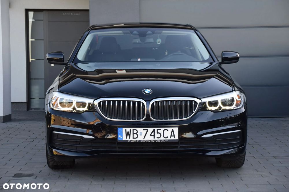 BMW Seria 5 518d - 2