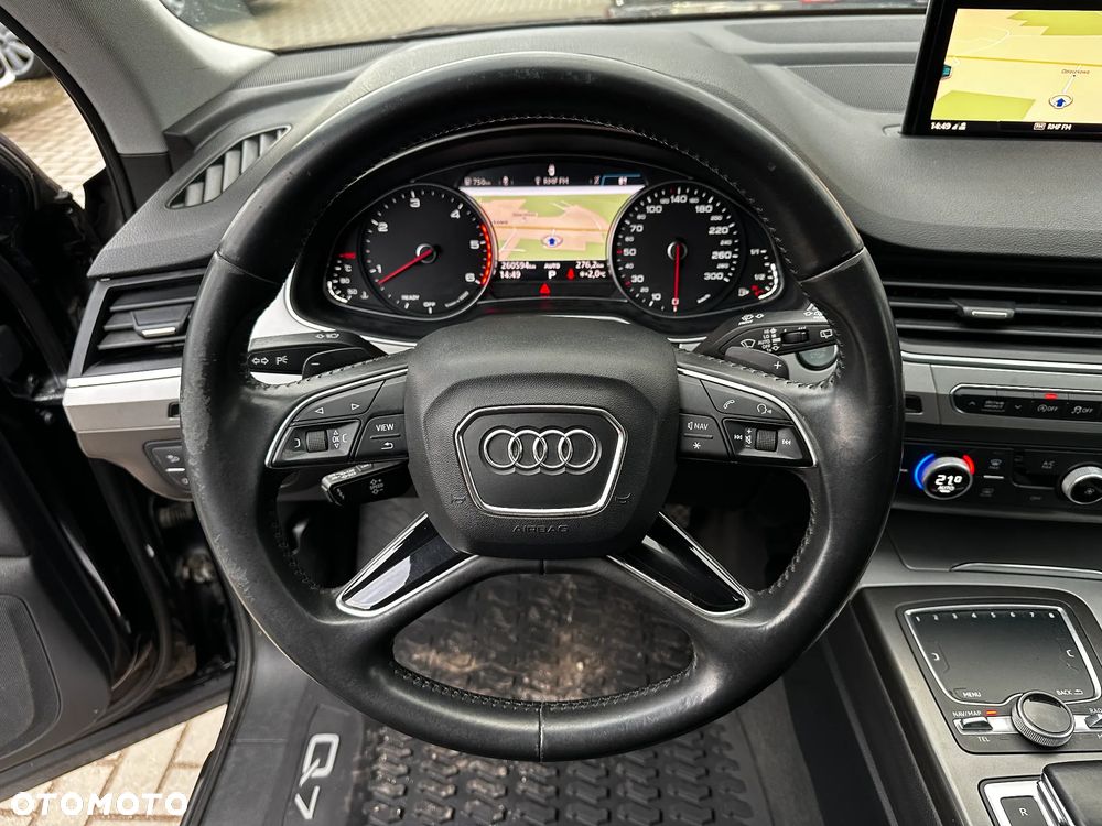 Audi Q7 - 8