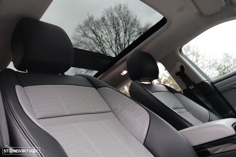 Land Rover Range Rover Evoque 1.5 P300e AWD R-Dynamic Auto - 11
