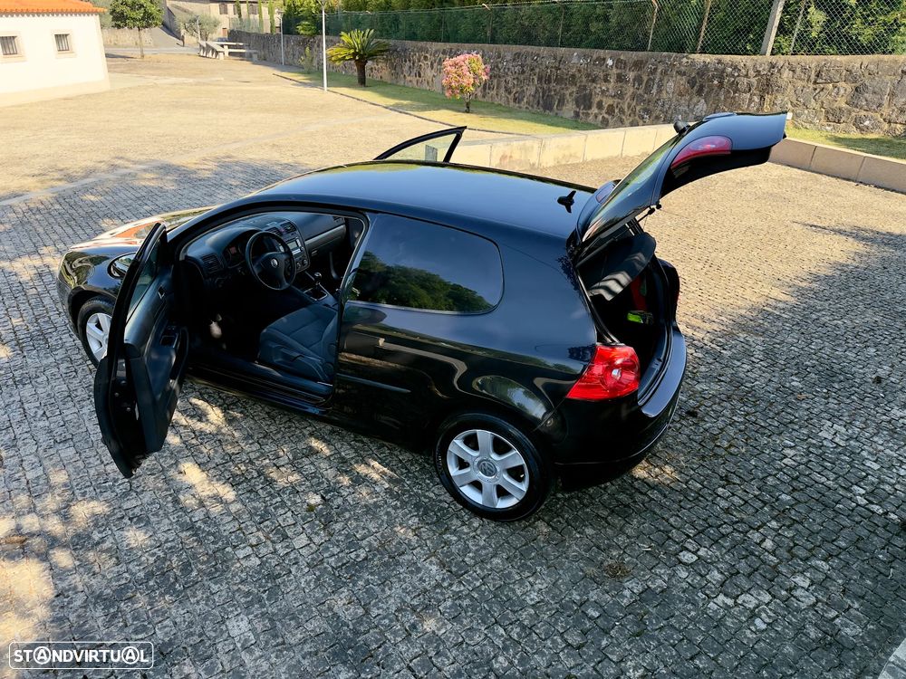 VW GOLF V 1.9 TDI R-line 2006 - 29