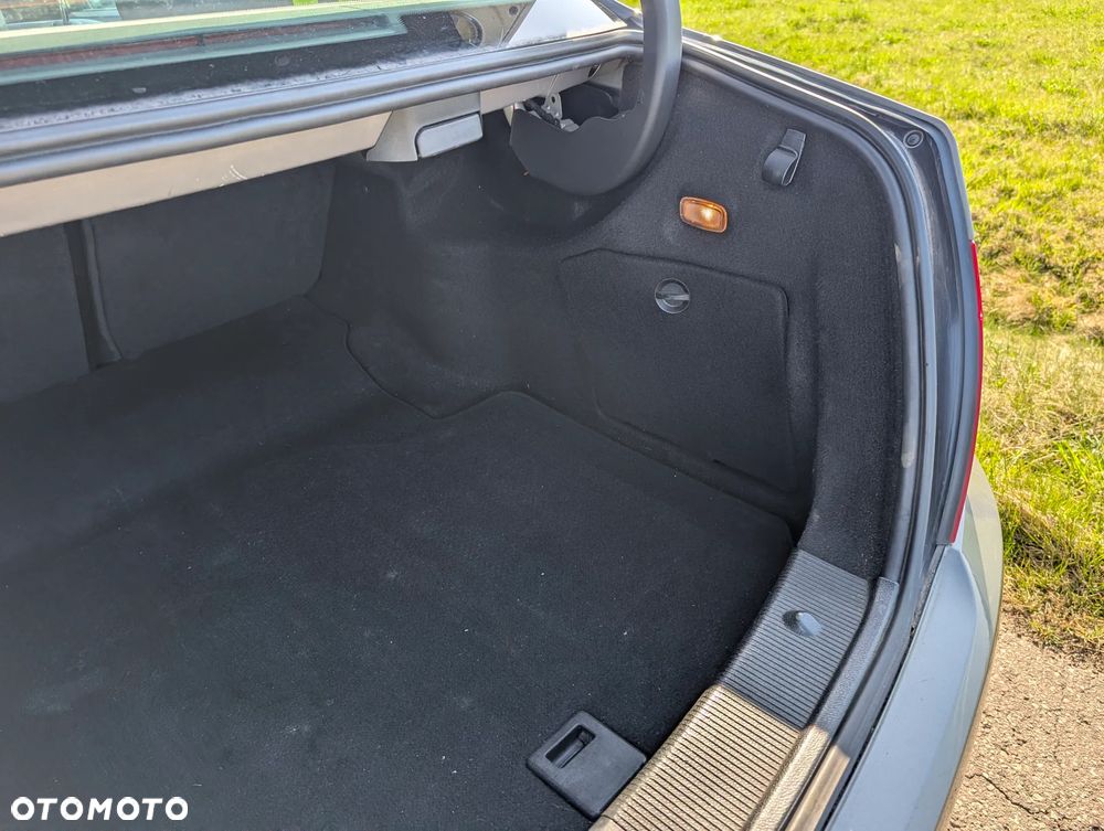 Mercedes-Benz Klasa C 320 CDI Avantgarde 4-Matic - 22