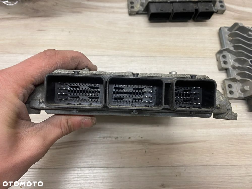 KOMPUTER STEROWNIK SILNIKA ECU FORD FOCUS MK2 5WS40137BT 3U7112A650XA - 3