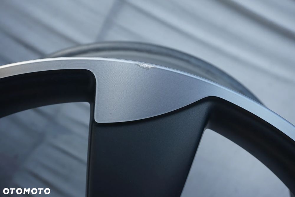 Audi 5x112 20 8,5J et45 4G0601025 - 12