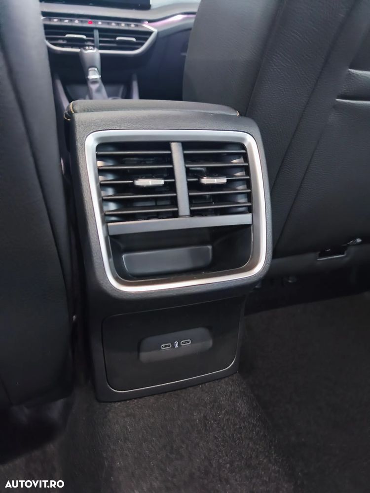 Skoda Octavia 1.5 TSI 115 CP Selection - 10